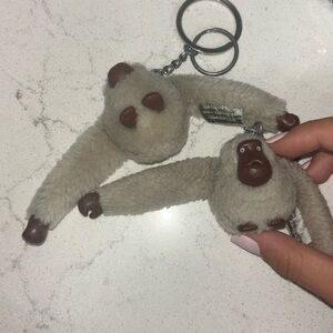 🤎KIPLING🤎 ORIGINAL MONKEY KEYCHAIN (OFF WHITE COLOR)